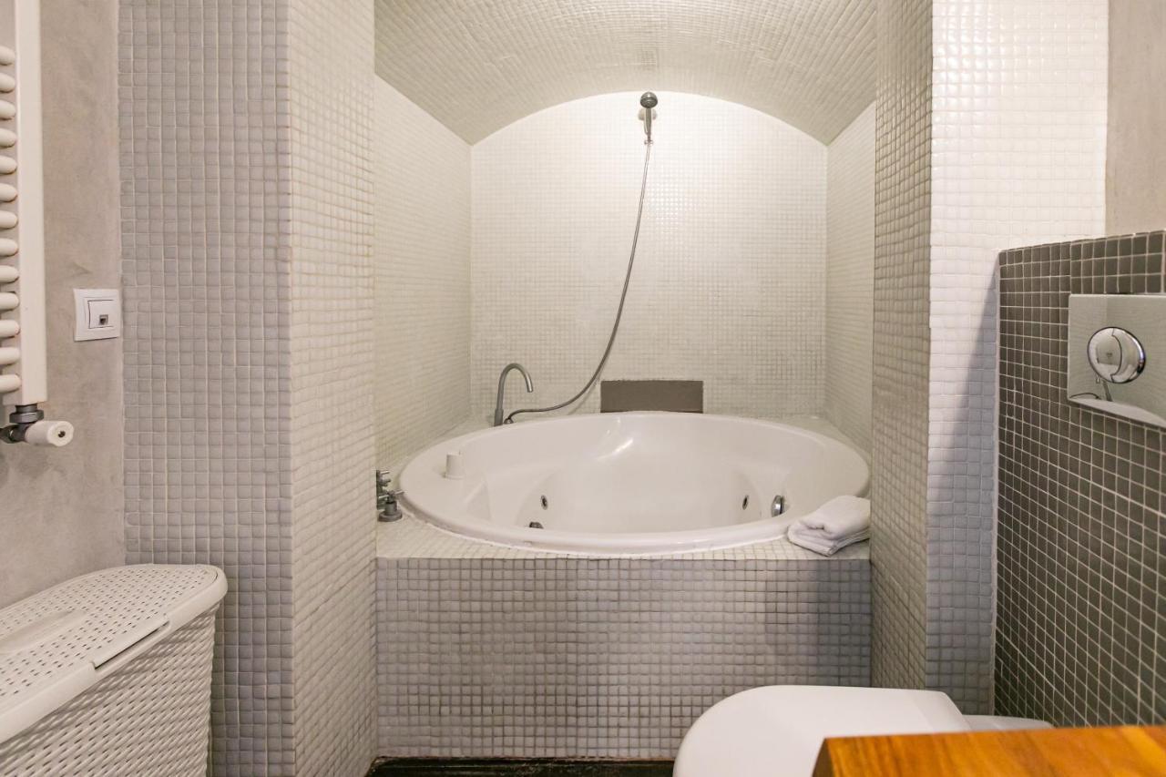 Apartamento 3 Dormitorios En Calle San Vicente. Севиля Екстериор снимка