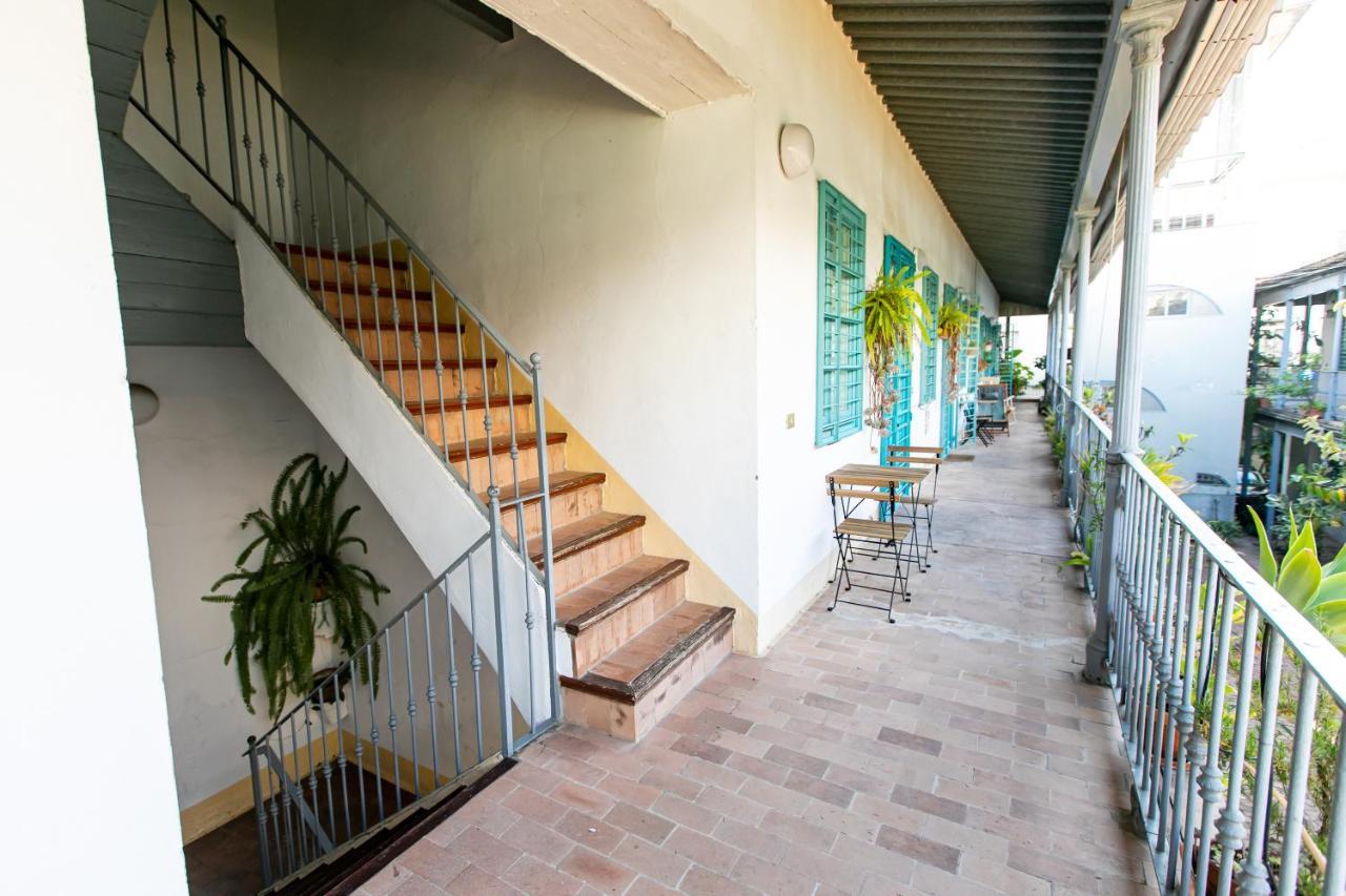 Apartamento 3 Dormitorios En Calle San Vicente. Севиля Екстериор снимка