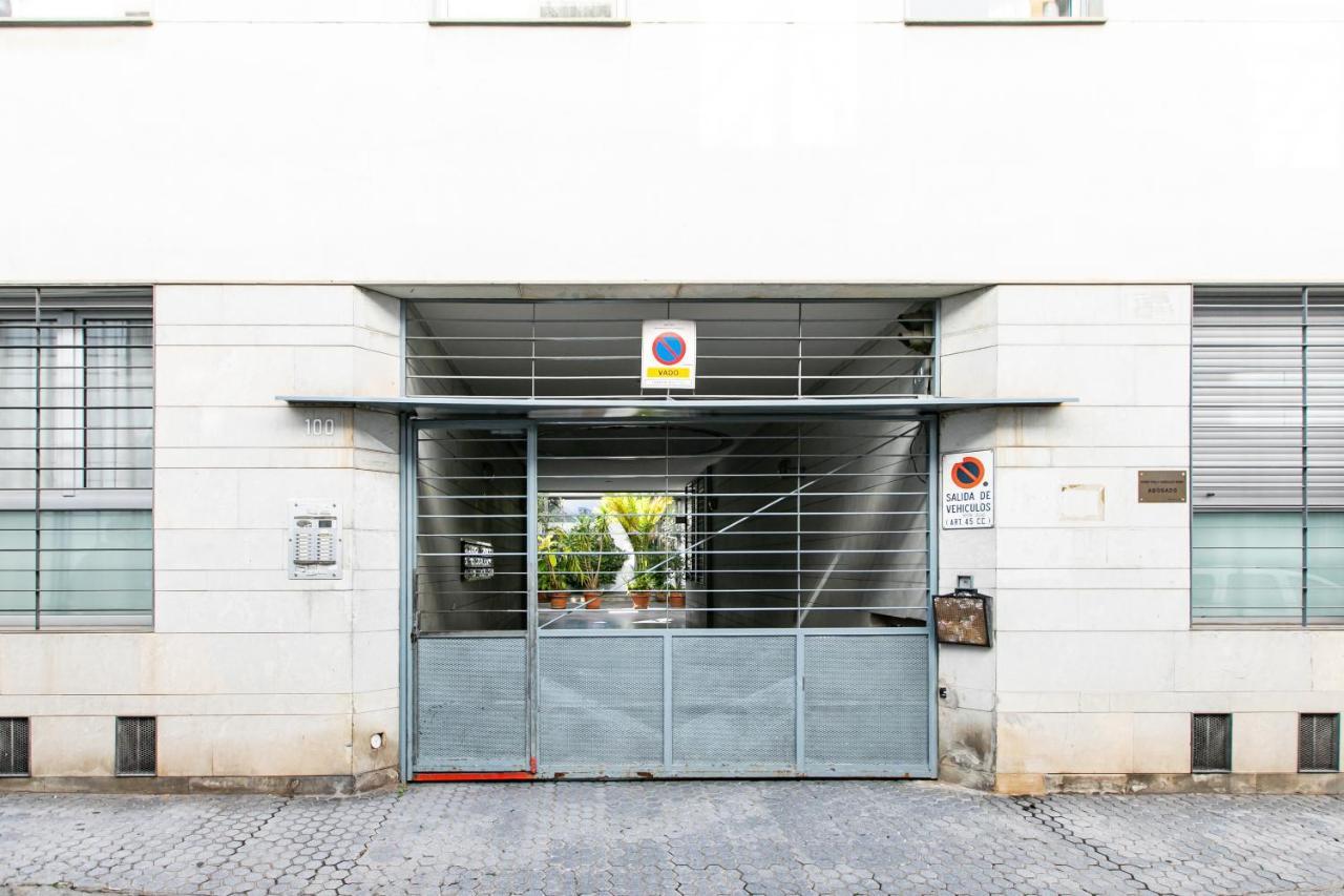 Apartamento 3 Dormitorios En Calle San Vicente. Севиля Екстериор снимка